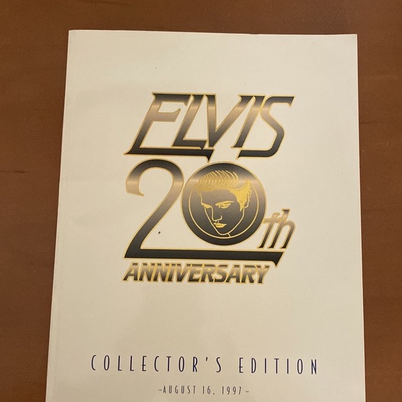 Elvis Presley Soft Book - Picture 1 of 8